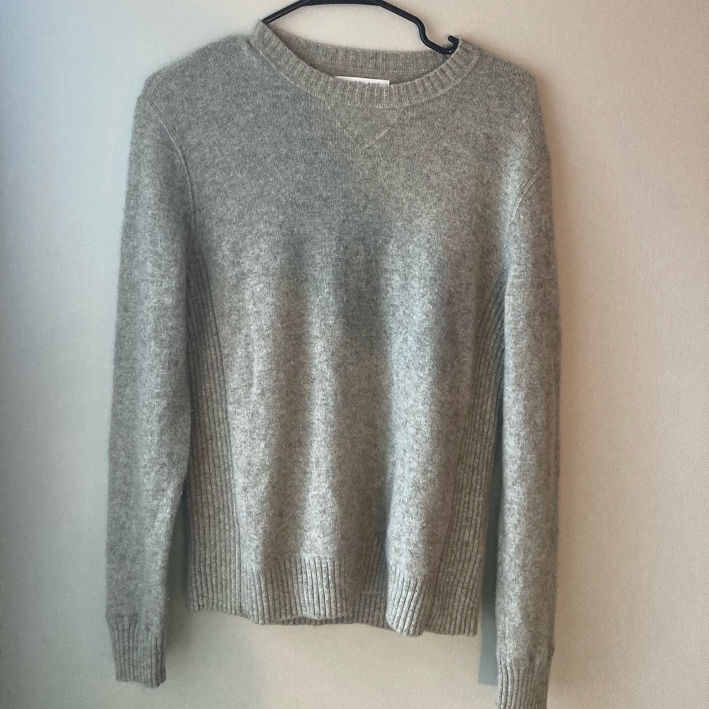 Everlane 100% cashmere sweater